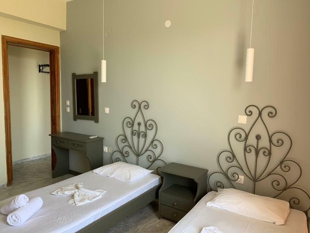 Velendzas Holidays Alykanas  Exterior photo
